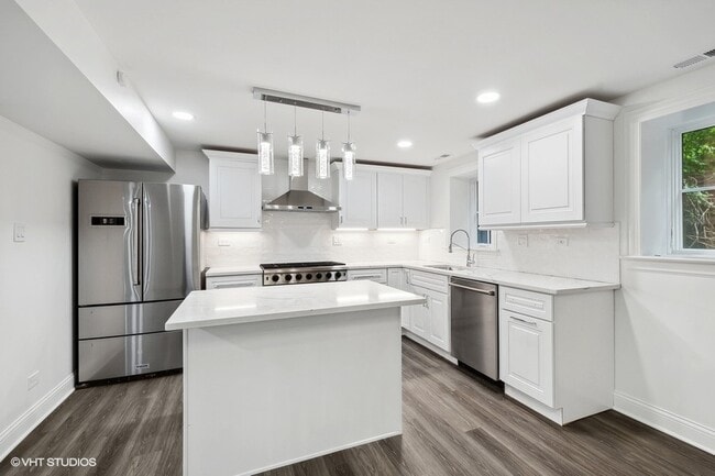 Building Photo - 1106 Judson Ave