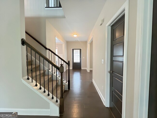 Foto del edificio - 1721 Cobblefield Cir