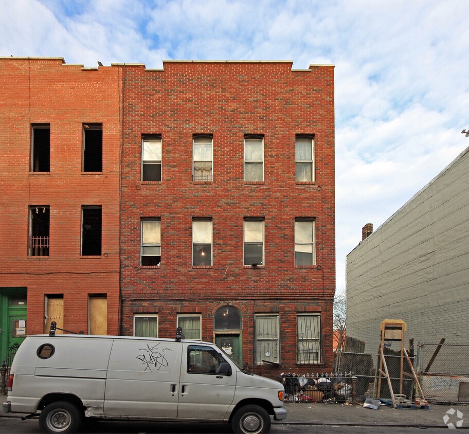 Primary Photo - 255 Jefferson St