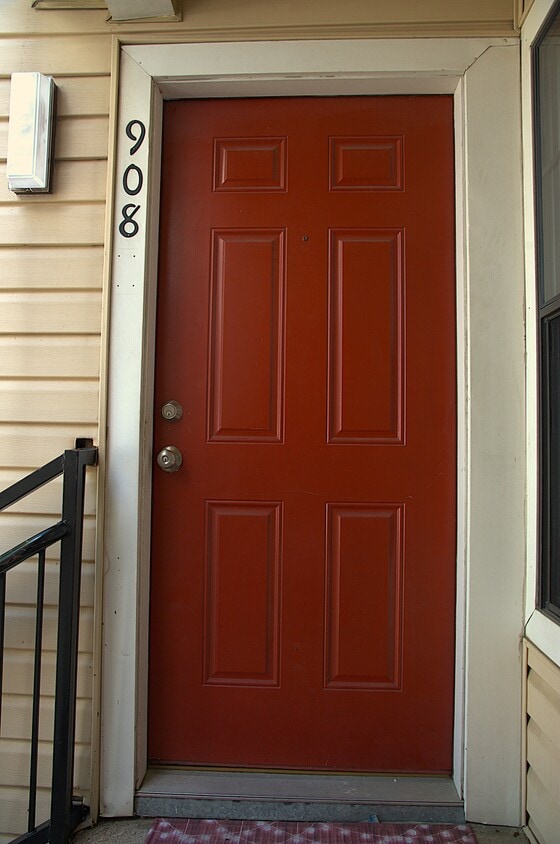 Primary Photo - 2750 Holly Hall St
