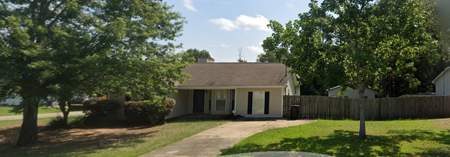 Building Photo - 101 Wylette Way