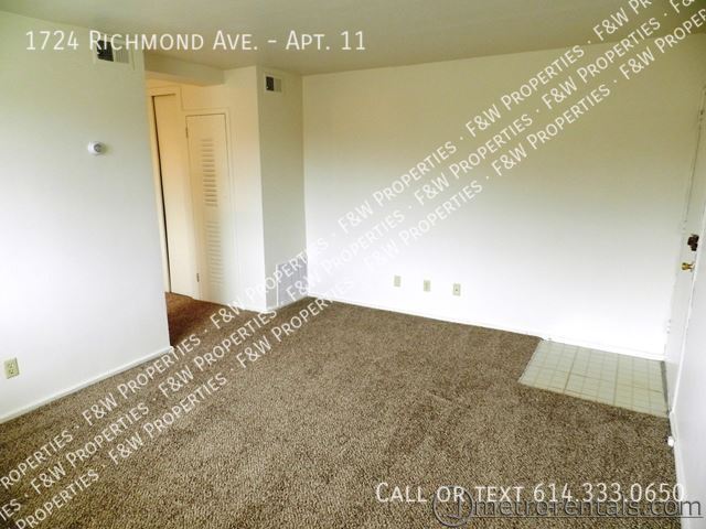 Building Photo - 1724 Richmond Ave