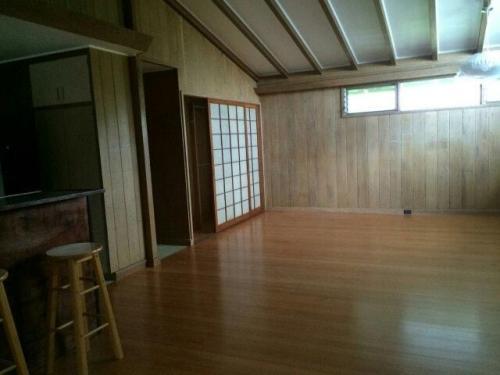 Building Photo - 221 W Lanikaula St