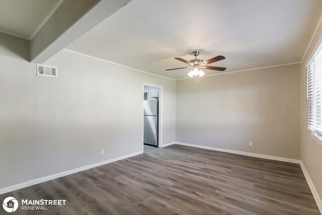 Foto del edificio - 2307 NE 59th ST, Kansas City, MO 64118