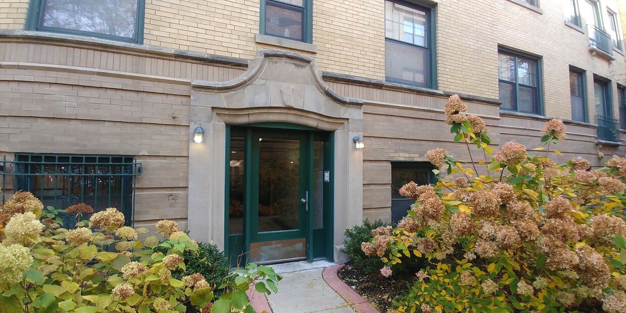 Foto principal - Open Design 1-Bedroom in East Rogers Park