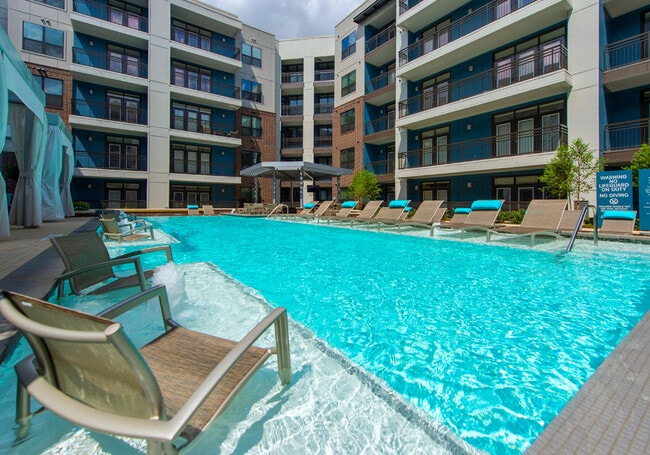 Building Photo - Fantastic 1 Bedroom Apt For Rent Downtown