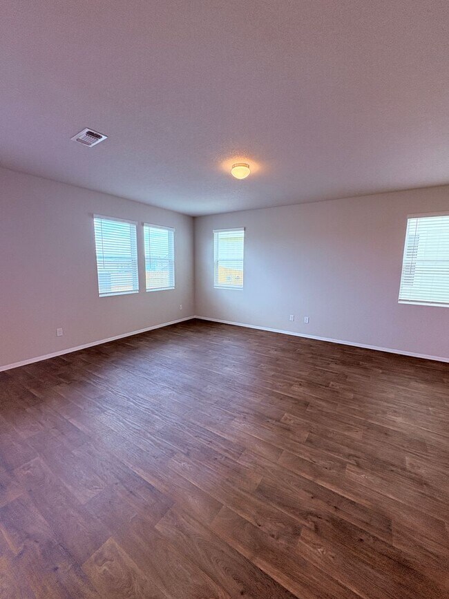 Foto del edificio - Brand New 4-Bedroom Home in Pflugerville –...