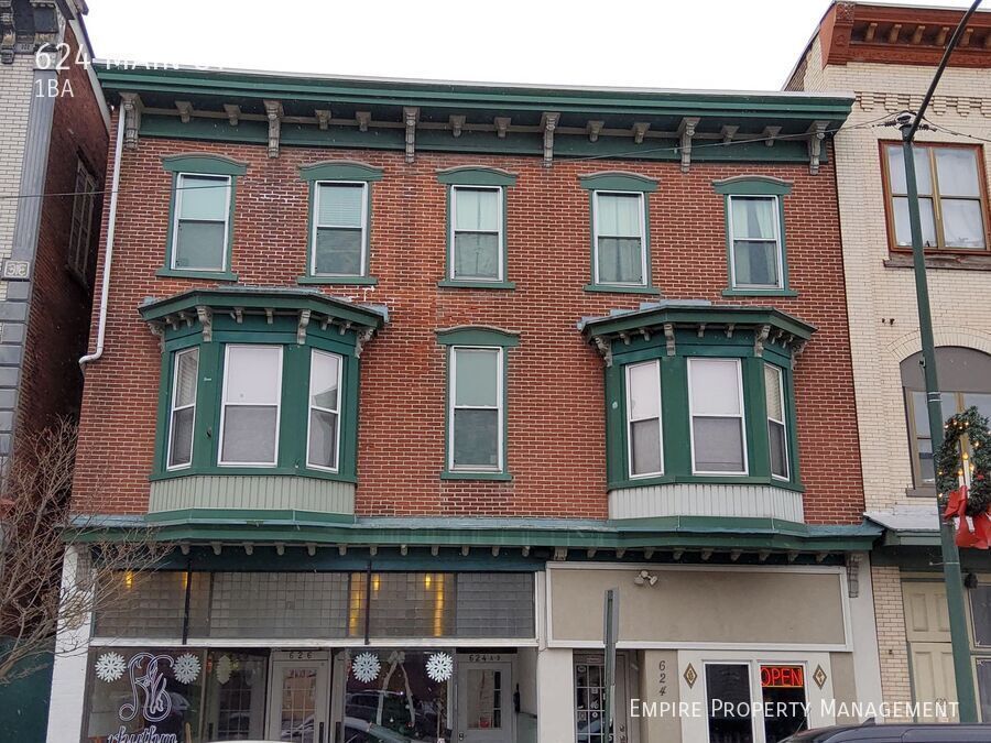 Foto principal - 624 Main St