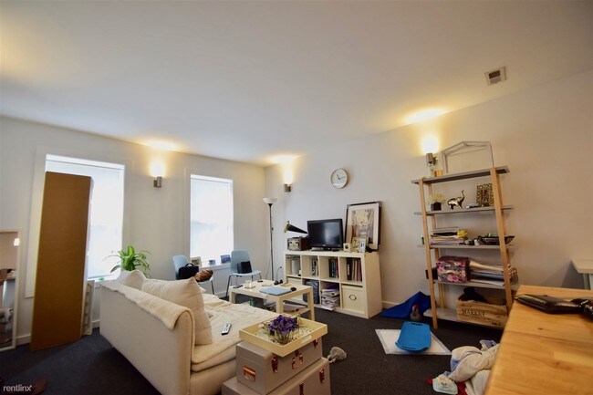 Building Photo - 1 br, 1 bath Apartment - 201 Washington Ave