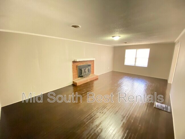 Building Photo - 3455 Knight Rd