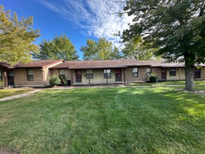 Building Photo - 606 Cumberland Dr