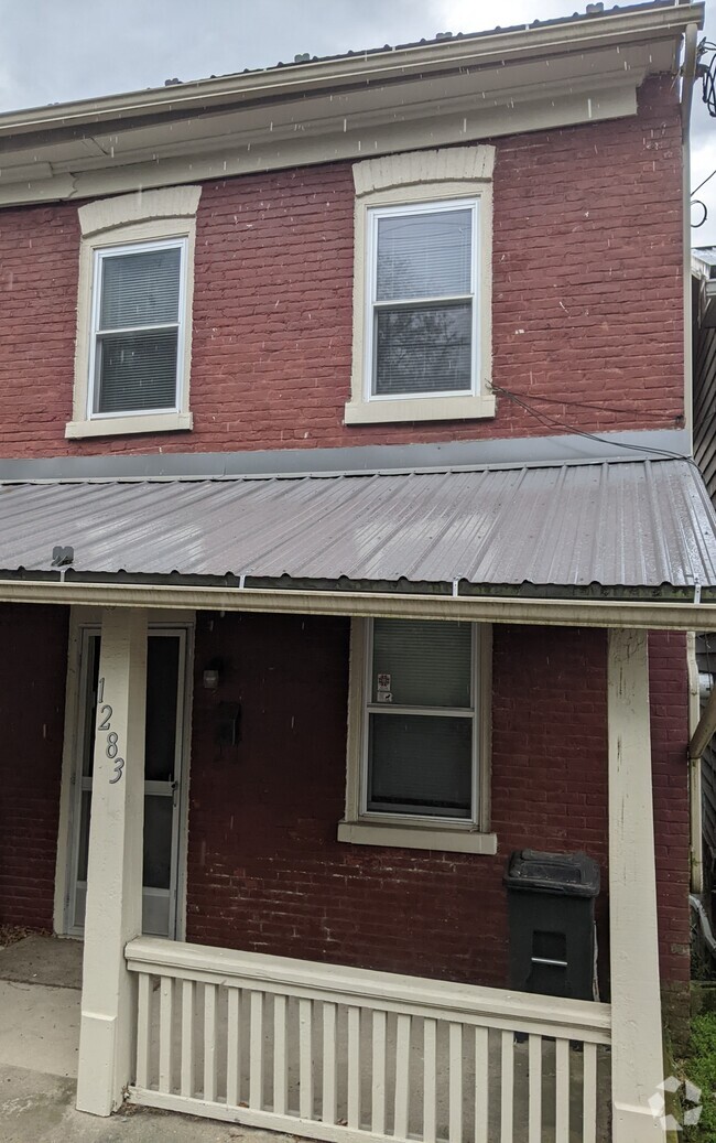 Building Photo - 1283 Upper Mulberry St