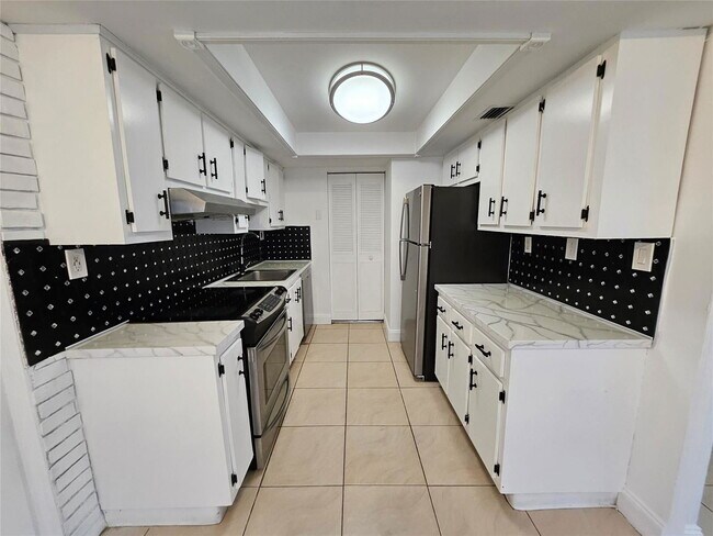 Foto del edificio - 2118 NW 59th Terrace