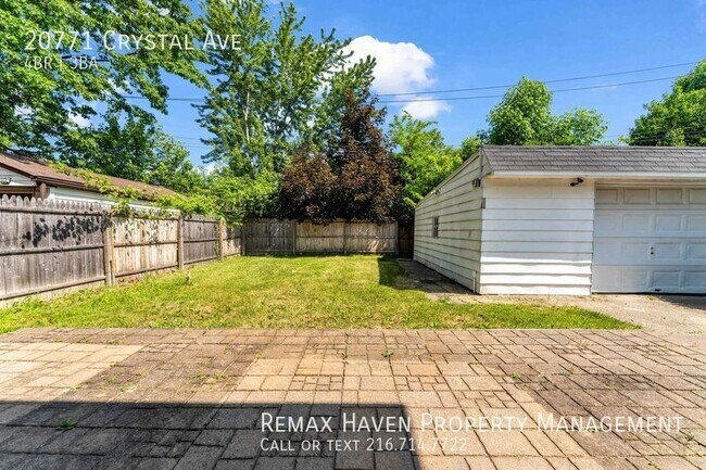 Foto del edificio - 20771 Crystal, Euclid - 4 bed 2.5 bath sla...