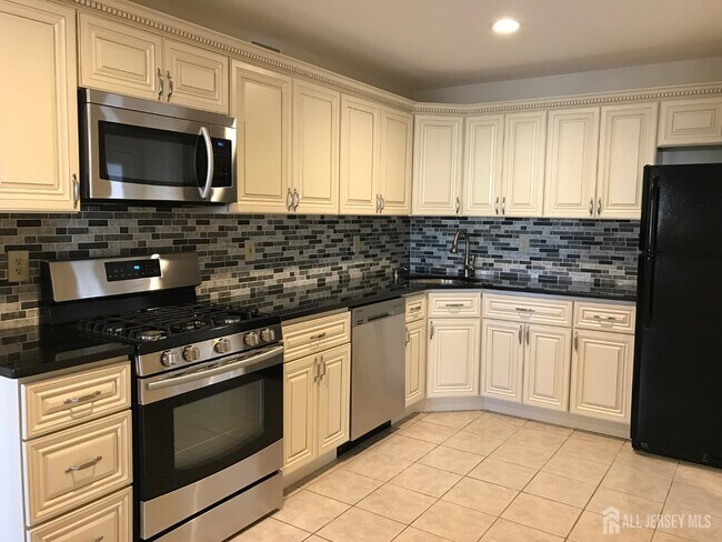 Foto del edificio - 601 Hampshire Dr