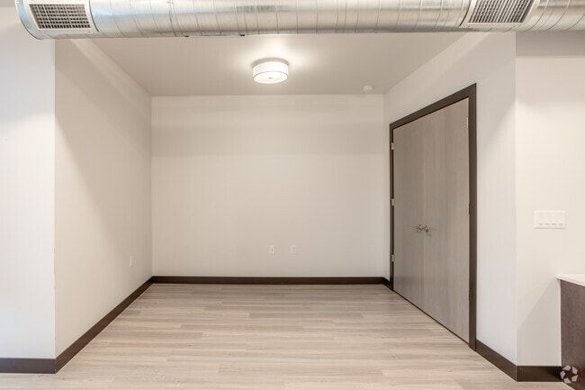 Efficiency - 582SF - Bedroom - IA City Lofts