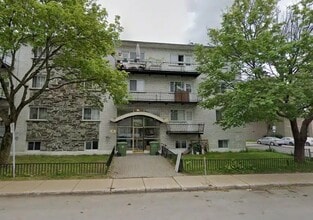 Building Photo - 5250-5252 Rue De Charleroi