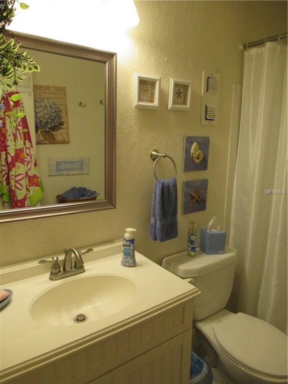 Building Photo - 5156 Beach Dr SE