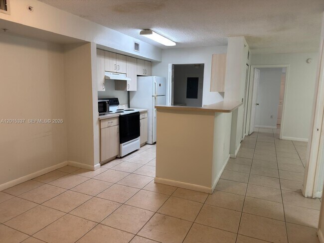Foto del edificio - 11133 SW 8th St
