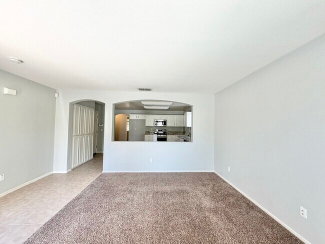 Building Photo - Bright and inviting 3-bedroom, 2-bathroom home!