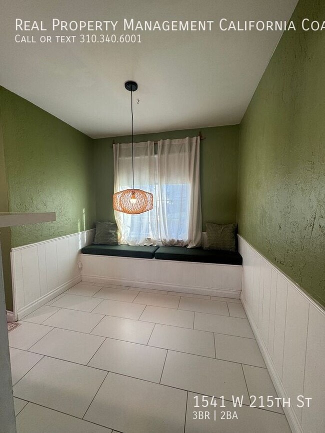 Foto del edificio - 1541 W 215th St