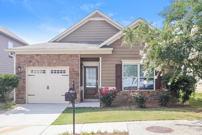 Building Photo - 13 Samuel Way