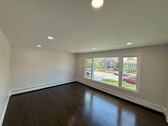 Foto del edificio - 6029 S Keating Ave