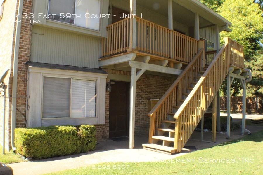 Primary Photo - 1 Room Efficiency apartment
