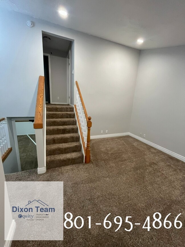 Building Photo - 977 S 225 E