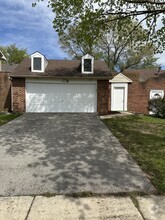 Building Photo - 1002 Pheasant Run Ln