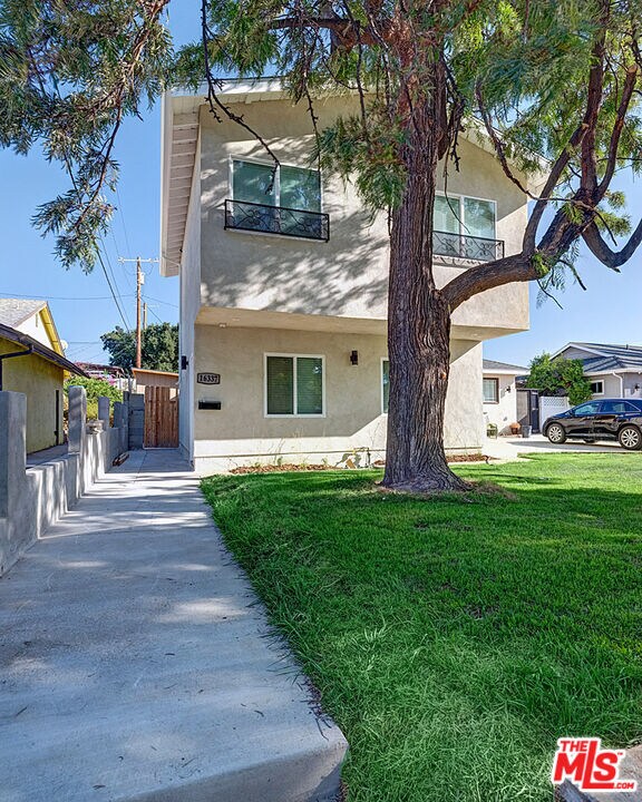 Primary Photo - 16335 Kalisher St