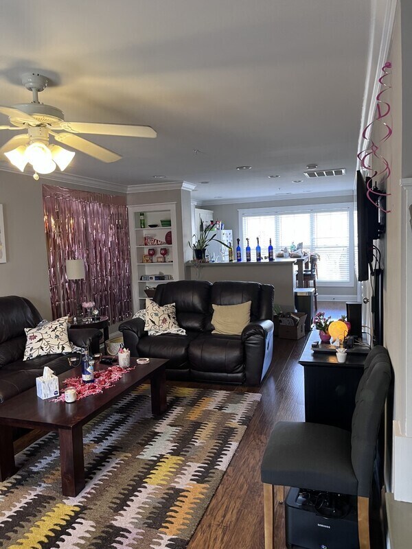 Foto del edificio - 490 Barnett Shoals Rd