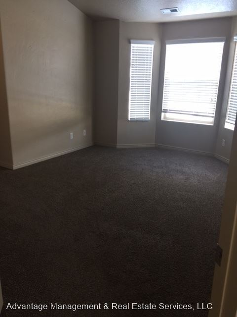 Foto del edificio - 3 br, 2 bath House - 2542 W 500 S #7