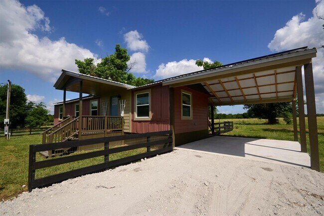 Foto del edificio - 12652 Calvary Rd