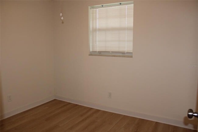 Building Photo - 9049 Orchid Dr