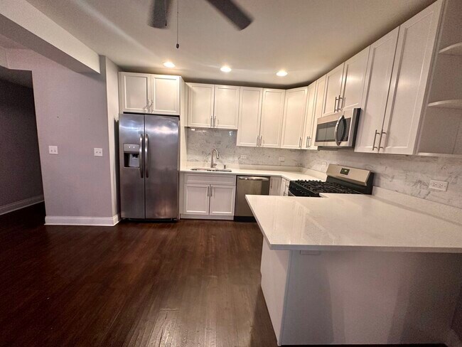 Foto del edificio - 4518 S King Dr