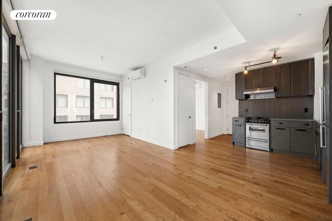 Building Photo - 54 Noll St