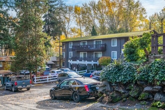 Building Photo - Whisperwood Apartments