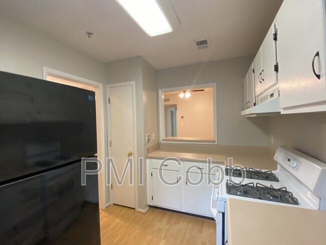 Foto del edificio - 2307 Cumberland Ct SE