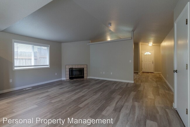 Building Photo - 3 br, 2 bath House - 10028 NE 19th Street