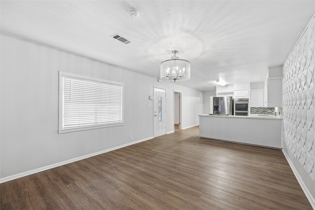 Foto del edificio - 1621 Richmond Ave