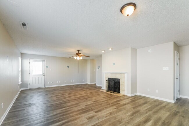 Foto del edificio - 6785 W Stansbury Blvd