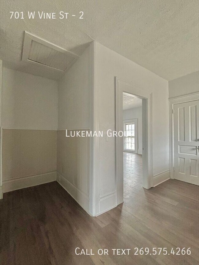 Foto del edificio - 701 W Vine St