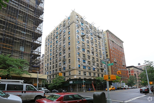 Building Photo - 905 W End Ave