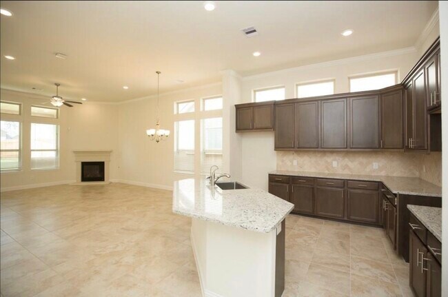 Building Photo - 7438 Bethpage Ln