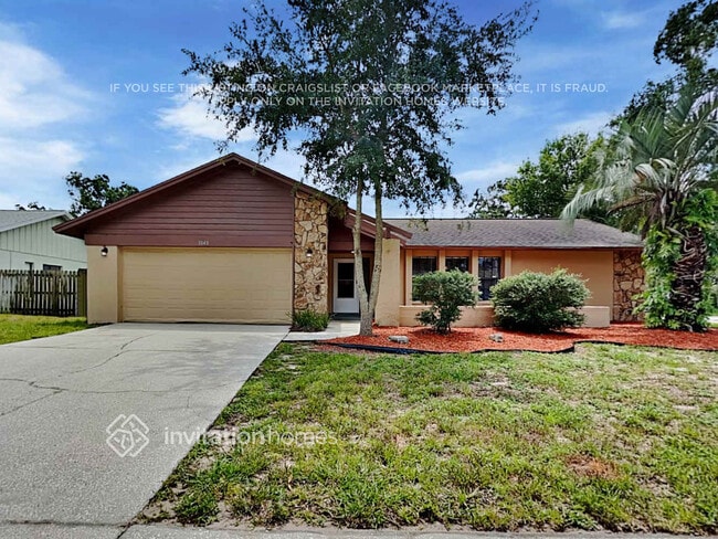 Building Photo - 3040 Oak View Dr
