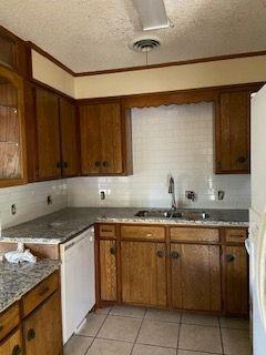 Foto del edificio - 4810 Robertson Dr