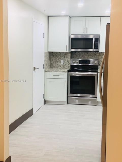 Foto del edificio - 90 Edgewater Dr