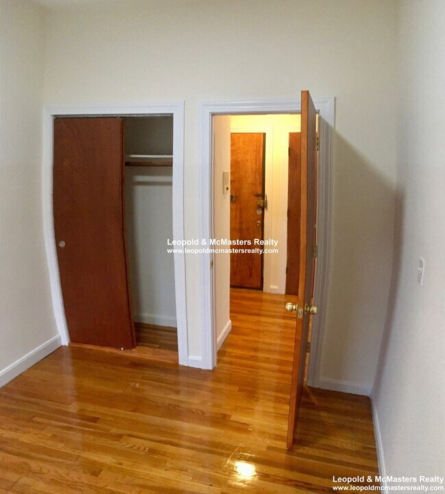 Foto del edificio - 200 North Beacon St