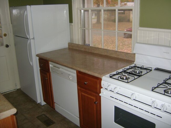 Foto del edificio - Remodeled 2 bedroom